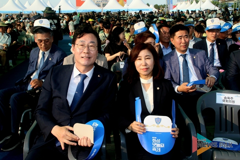 화성시의회 김경희 의장, 3일간 개최된 '제13회 화성 뱃놀이 축제' 성료