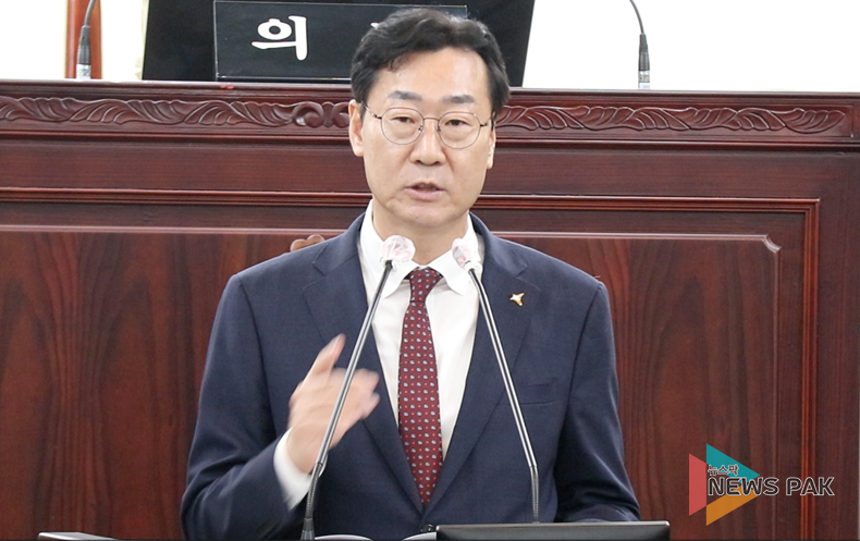 화성시의회 김경희 의장, 제222회 제1차 정례회 중 제2차 본회의 개최