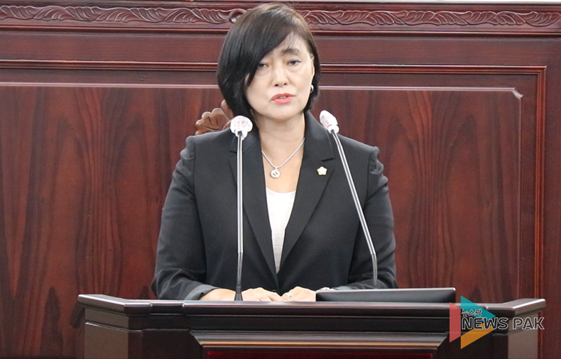 화성시의회 김경희 의장, 제222회 제1차 정례회 중 제2차 본회의 개최