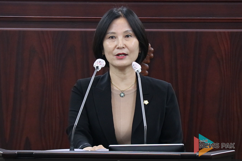 화성시의회, 제222회 제1차 정례회 5분 발언중인 배현경 의원 모습