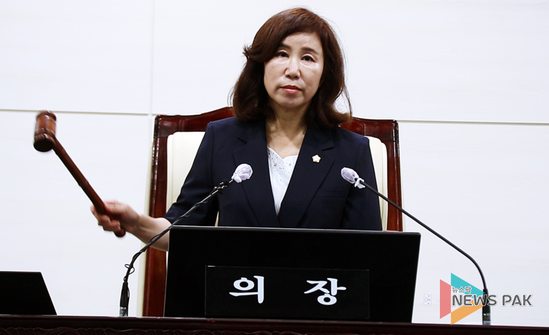 화성시의회 김경희 의장, 제223회 임시회 제1차 본회의 개회