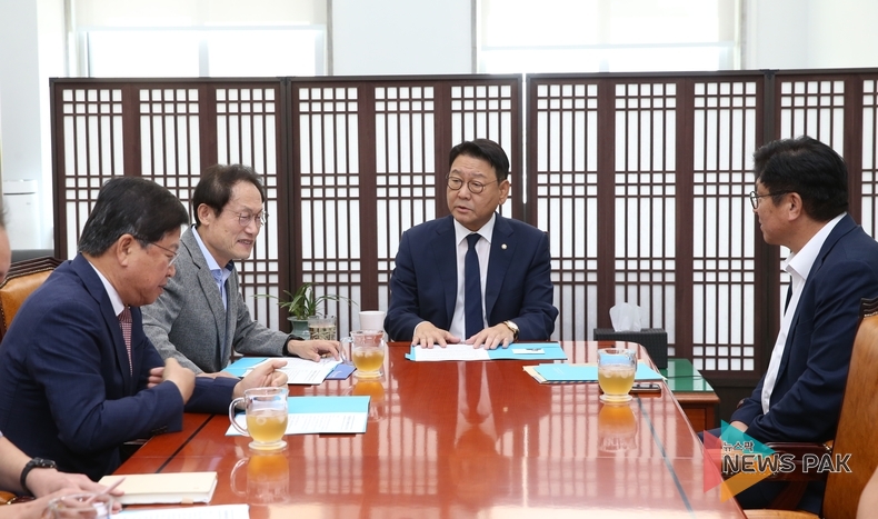 조희연 전국시도교육감협의회장, 김교흥 국회행정안전위원장 간담회 개최