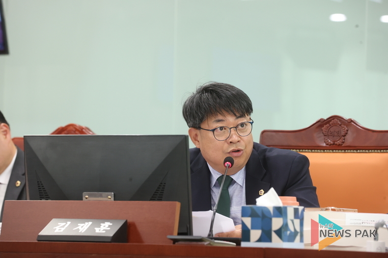 경기도의회 여성가족평생교육위원회 김재훈 의원(국민의힘, 안양4)
