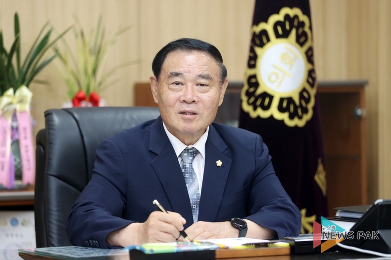 수원특례시의회 이재식 의장, 신년사 통해 시민과 함께하는 발전 약속