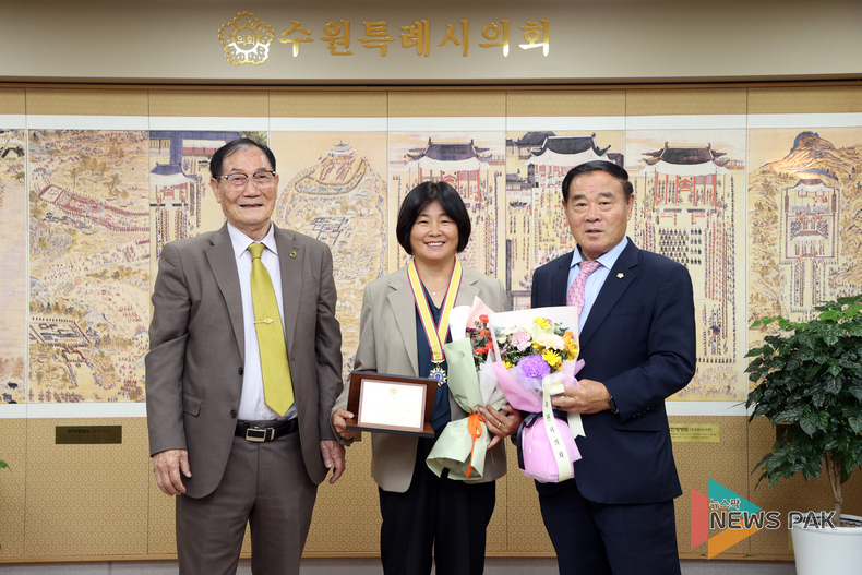 장정희 수원특례시의원, ‘제16회 한국전문인대상 의정부문 대상’ 수상