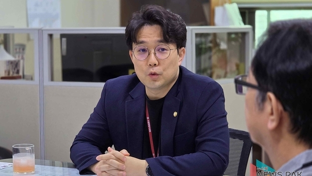 [인터뷰] 최원용 수원특례시의회 의회운영위원장, "시민의 뜻 제대로 대변하는 '협치'의회 만들겠다"