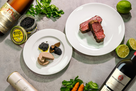 제주 칼호텔에서 8월 와인 디너를 개최한다