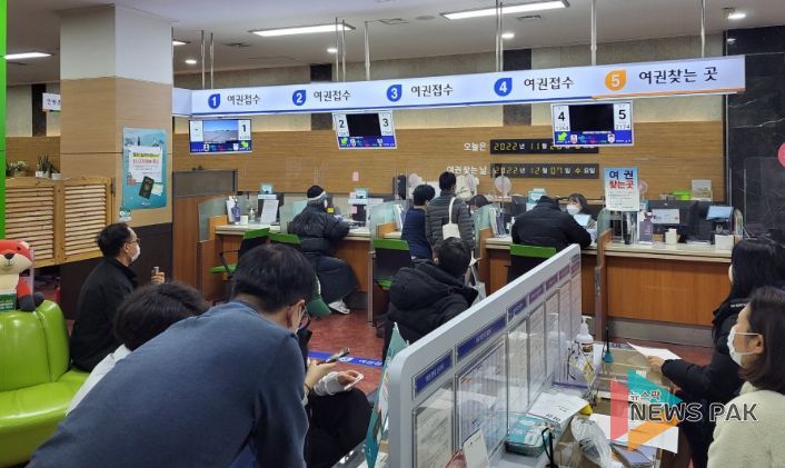 안산시 화요일 야간 여권민원실 큰 호응…작년 대비 여권신청 555% 증가