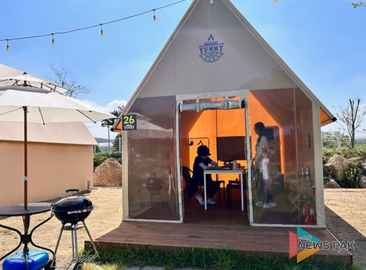 용인특례시가 지난 9일 대리(조손) 위탁 가정을 대상으로 가족 야외 글램핑 행사를 운영했다