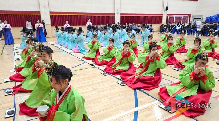 용인특례시 용인시예절교육관이 진행한 '찾아가는 예절교육' 모습