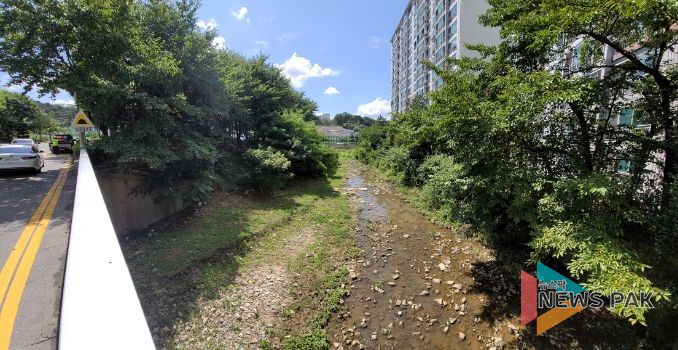 용인특례시가 집중호수 시 상습 범람 우려가 큰 마북천의 탄천 합류부의 물길을 넓히는 공사를 한다