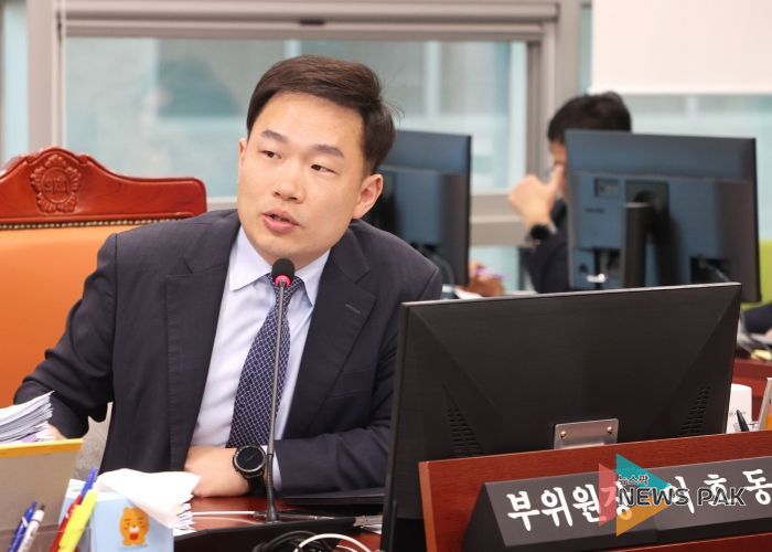 경기도의회 교육기획위원회 이호동 부위원장