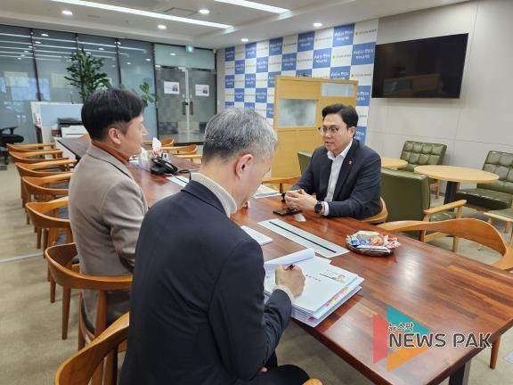 이용욱 의원님 면담사진