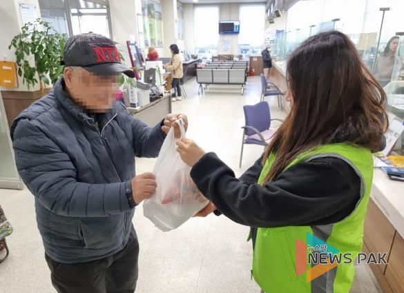 수원시 팔달구 화서2동 지역사회보장협의체, '화사한 반찬 나눔'