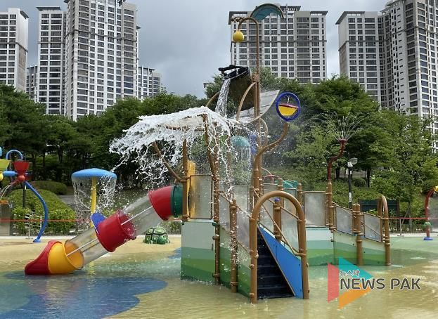 식사중앙공원 물놀이형 어린이놀이시설