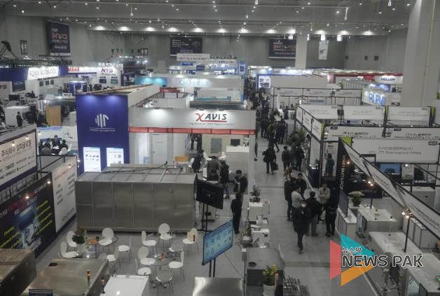 스마트 SMT&PCB 어셈블리 전시