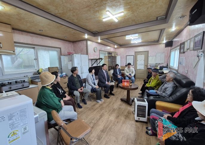 고준호 도의원 조례로 미등록경로당도 경기도 경로당 환경개선 공모사업 자격 부여, 공모 앞두고 파주 조리·광탄 현장 방문
