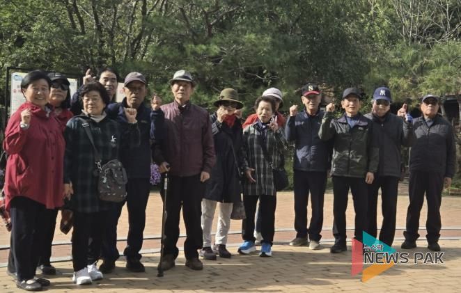 수원시 팔달구 인계동 경로당협의회, 10월 야외 월례회의 개최