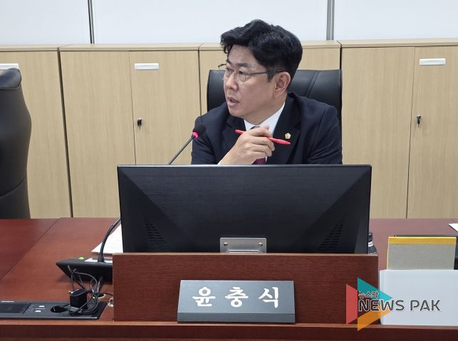 경기도의회 미래과학협력위원회 소속 윤충식 의원(국민의힘, 포천1)
