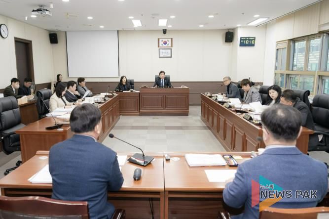 용인특례시의회 자치행정위원회, 행정사무감사 1일차