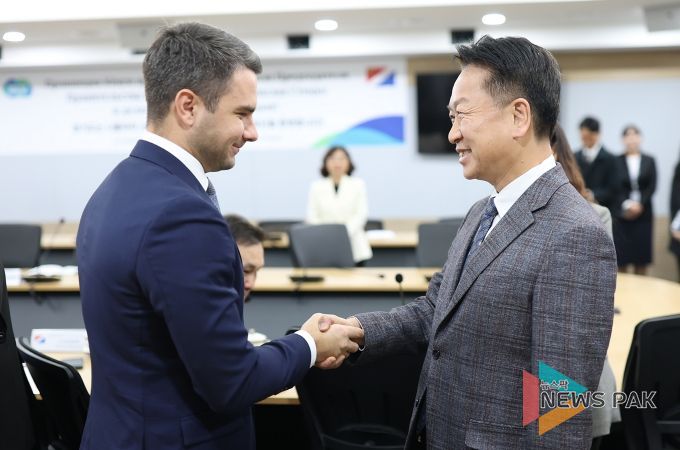 연해주 대표단 면담