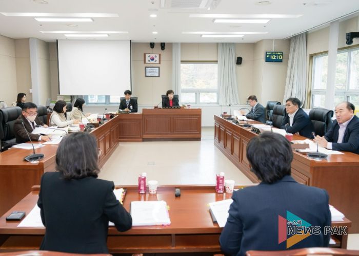 용인특례시의회 문화복지위원회, 행정사무감사 1일차