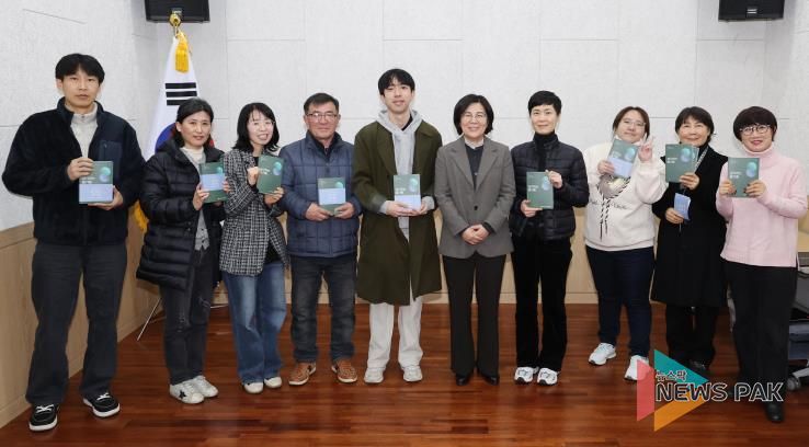 안성시 박두진문학관, '생각하는 즐거움' 출판기념회 개최