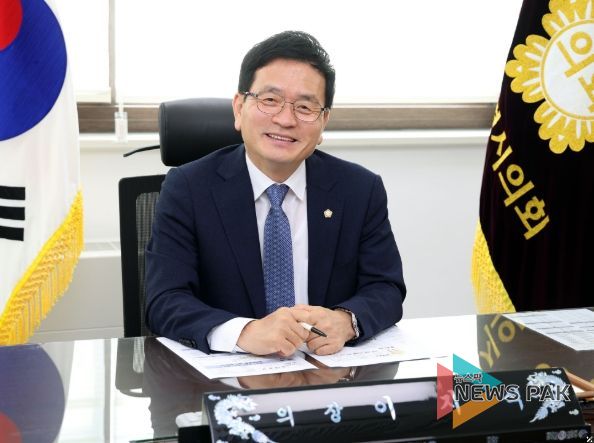 이지석 광명시의회 의장