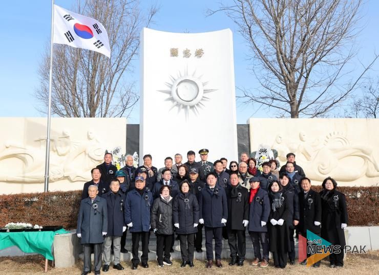 안성시, '2026년 병오년 신년참배' 개최