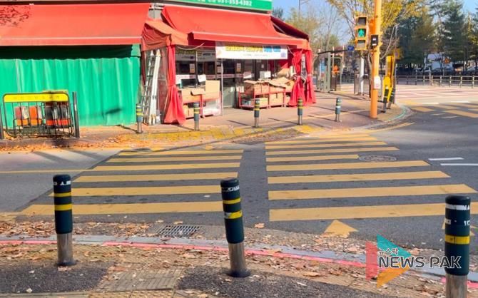 바닥형 보행신호등 점검사진_신호불일치