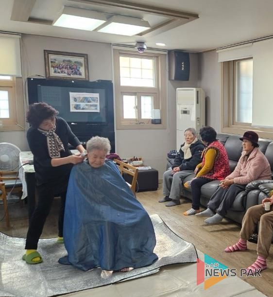 평택시 고덕면 지역사회보장협의체, 찾아가는 미용 봉사 진행
