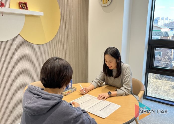 고양시정신건강복지센터에서 정신건강상담이 이루어지고 있다.