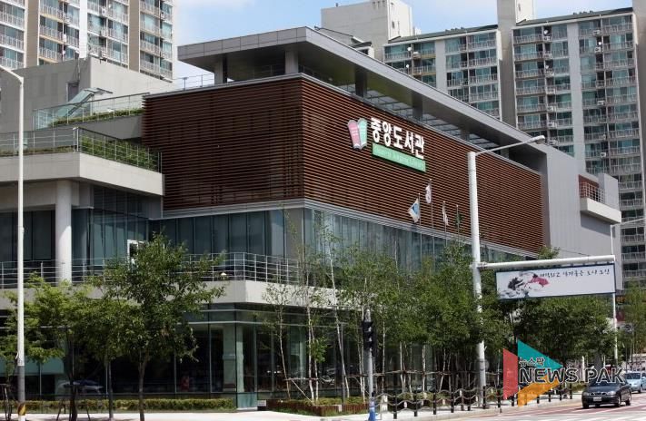 오산시 중앙도서관, ‘문학상주작가 지원사업’ 3년 연속 선정