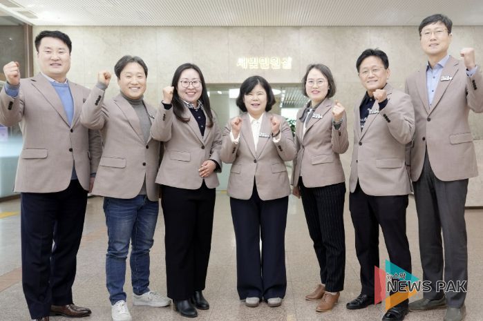 수원시 새빛민원실 베테랑 공무원들