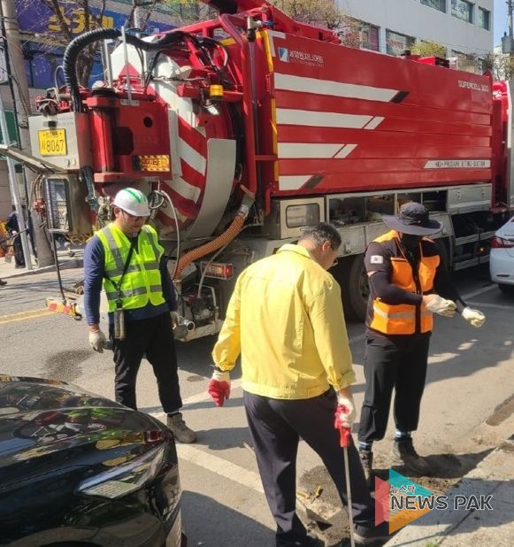 안성시, 침수 취약 지역 빗물받이 집중 정비… 여름철 수해 예방 ‘총력’
