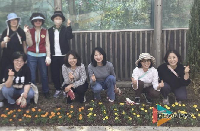 수원시 영통구 망포1동 손바닥정원단 봄맞이 손바닥정원 조성